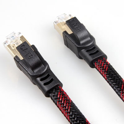 Стабилизированный нейлон Cat8 заплел противоинтерференционное кабеля ethernet красное черное